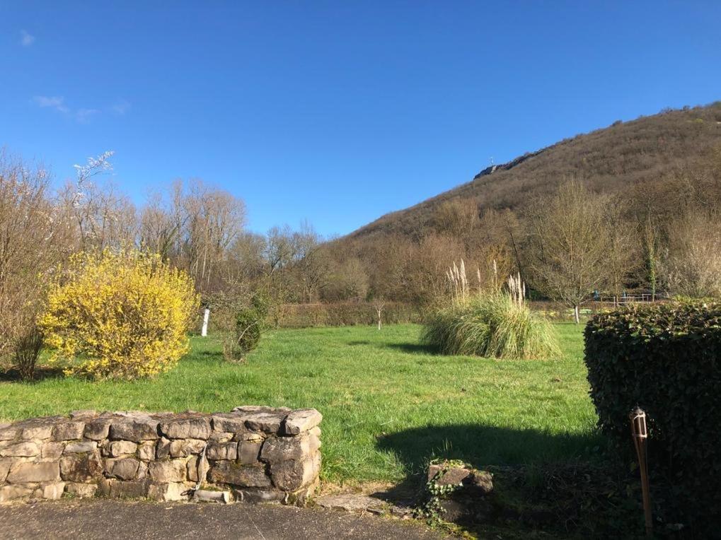 Gite La Bergerie En Bord D'Aveyron Apartment Saint-Antonin-Noble-Val Exterior photo